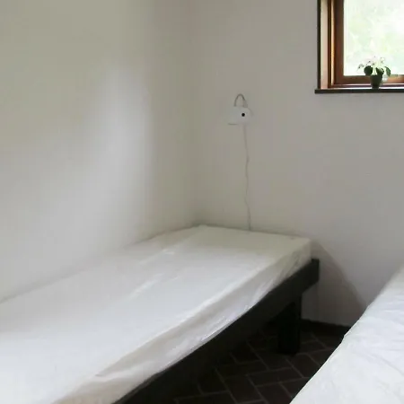 בית נופש Two-bedroom Holiday In Ebeltoft 15 הלס